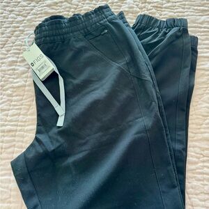 FIGS Women’s Black Pants NWT